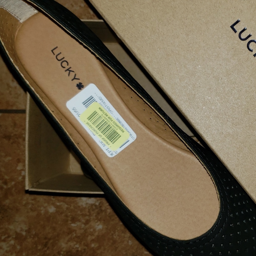 Lucky Brand flats